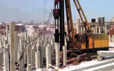Забивка бетонных свай - Липецк, заказать или взять в аренду