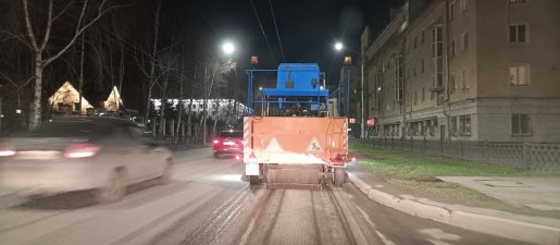 Уборка улиц и дорог спецтехникой и дорожными уборочными машинами стоимость услуг и где заказать - Липецк